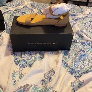 secra arch support shoes